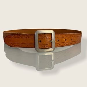 GAP genuine tooled leather belt size S